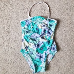 ❤ 4/$20 Old Navy Halter One Piece Swimsuit